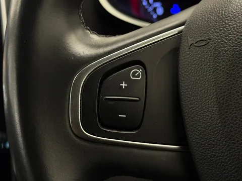 19 of 29 for Renault Clio 0.9 TCE 90 GT Line 5dr