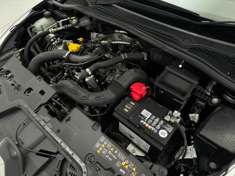 25 of 29 for Renault Clio 0.9 TCE 90 GT Line 5dr