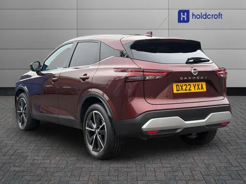 DX22YXA Nissan Qashqai 1.3 DiG-T MH 158 Tekna [Bose] 5dr Xtronic Thumbnail #4