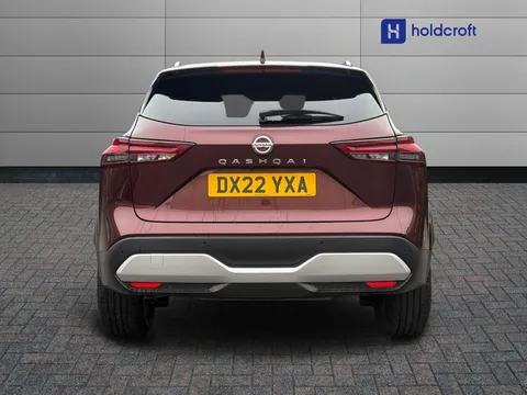 DX22YXA Nissan Qashqai 1.3 DiG-T MH 158 Tekna [Bose] 5dr Xtronic Thumbnail #5