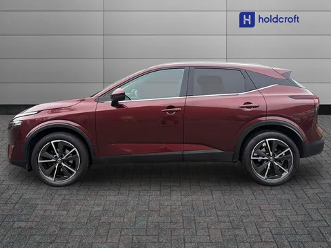 DX22YXA Nissan Qashqai 1.3 DiG-T MH 158 Tekna [Bose] 5dr Xtronic Thumbnail #6