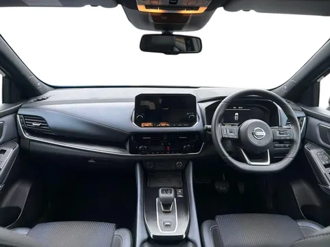 DX22YXA Nissan Qashqai 1.3 DiG-T MH 158 Tekna [Bose] 5dr Xtronic Thumbnail #12