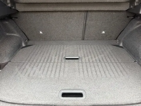 DX22YXA Nissan Qashqai 1.3 DiG-T MH 158 Tekna [Bose] 5dr Xtronic Thumbnail #19