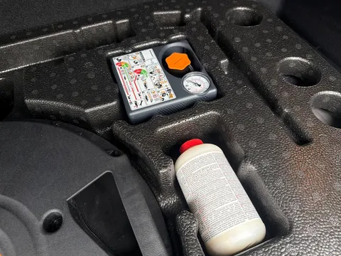 DX22YXA Nissan Qashqai 1.3 DiG-T MH 158 Tekna [Bose] 5dr Xtronic Thumbnail #20