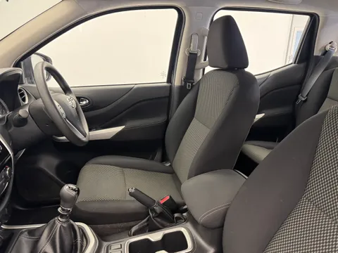 OE72EYD Nissan Navara Double Cab Pick Up Acenta 2.3dCi 163 TT 4WD Thumbnail #15