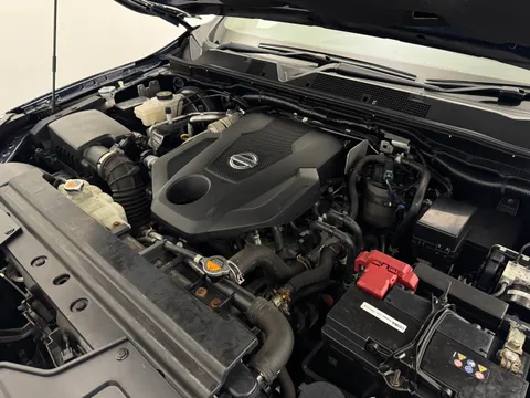 OE72EYD Nissan Navara Double Cab Pick Up Acenta 2.3dCi 163 TT 4WD Thumbnail #29