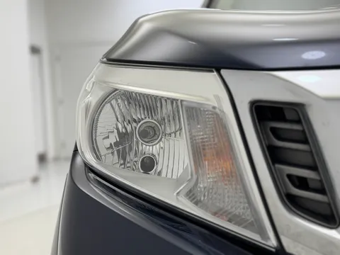 OE72EYD Nissan Navara Double Cab Pick Up Acenta 2.3dCi 163 TT 4WD Thumbnail #32