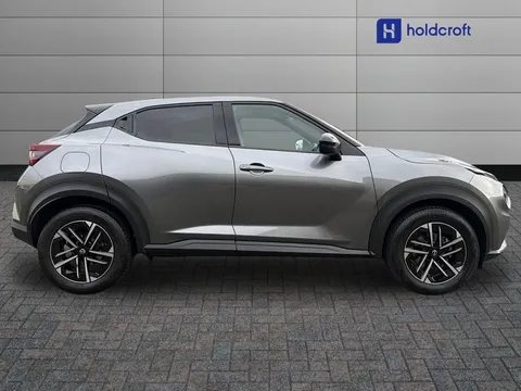 OW74WBT Nissan Juke 1.0 DiG-T N-Connecta 5dr Thumbnail #3