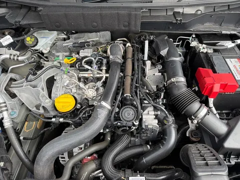 OW74WBT Nissan Juke 1.0 DiG-T N-Connecta 5dr Thumbnail #10