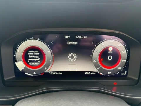 OW74WBT Nissan Juke 1.0 DiG-T N-Connecta 5dr Thumbnail #13