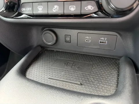 OW74WBT Nissan Juke 1.0 DiG-T N-Connecta 5dr Thumbnail #25