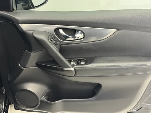 LM21ONP Nissan Qashqai 1.3 DiG-T 160 [157] N-Motion 5dr DCT Thumbnail #20