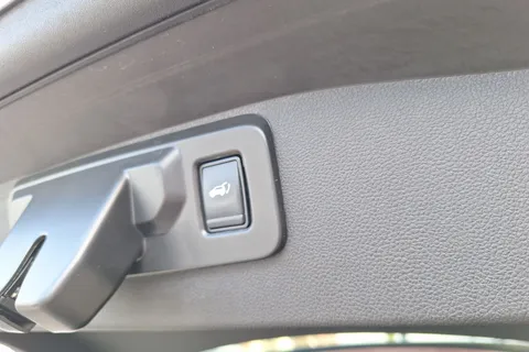 21 of 40 for Renault Austral E-Tech FHEV Techno Esprit Alpine 5dr Auto