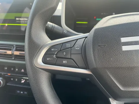 BP74HKO Dacia Spring 27kWh Extreme 65 48kW 5dr Auto Thumbnail #20