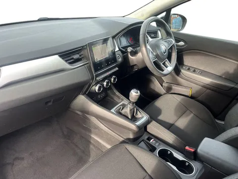 BT20YRJ Renault Captur 1.0 TCE 100 Iconic 5dr Thumbnail #5