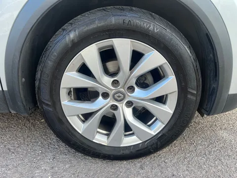 BT20YRJ Renault Captur 1.0 TCE 100 Iconic 5dr Thumbnail #31