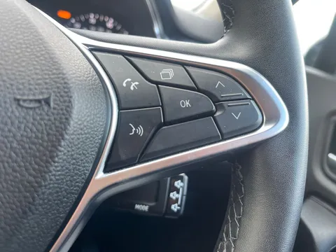 BT20YRJ Renault Captur 1.0 TCE 100 Iconic 5dr Thumbnail #27