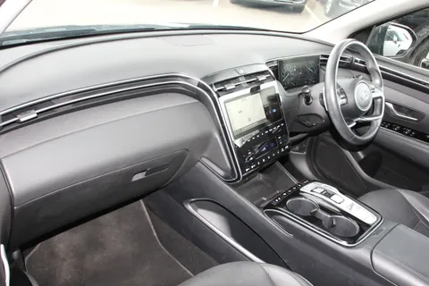 DA22BZG Hyundai Tucson 1.6 TGDi Hybrid 230 Ultimate 5dr 2WD Auto Thumbnail #9