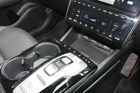 DA22BZG Hyundai Tucson 1.6 TGDi Hybrid 230 Ultimate 5dr 2WD Auto Thumbnail #28