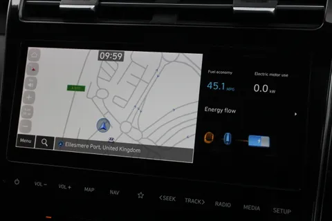 DA22BZG Hyundai Tucson 1.6 TGDi Hybrid 230 Ultimate 5dr 2WD Auto Thumbnail #32