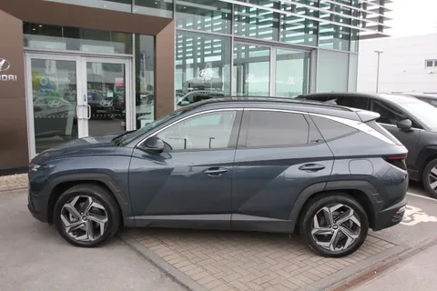 DA22BZG Hyundai Tucson 1.6 TGDi Hybrid 230 Ultimate 5dr 2WD Auto Thumbnail #38