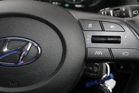 DA22WPP Hyundai i20 1.0T GDi 48V MHD Premium 5dr Thumbnail #19