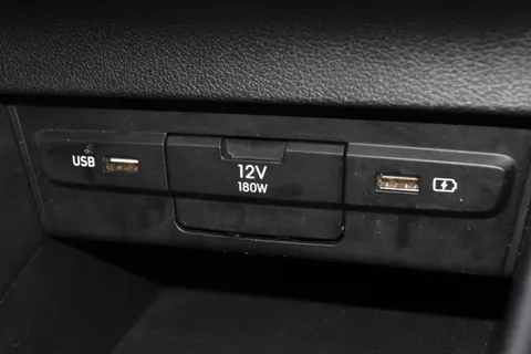 DA22WPP Hyundai i20 1.0T GDi 48V MHD Premium 5dr Thumbnail #24