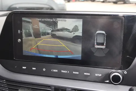 DA22WPP Hyundai i20 1.0T GDi 48V MHD Premium 5dr Thumbnail #27