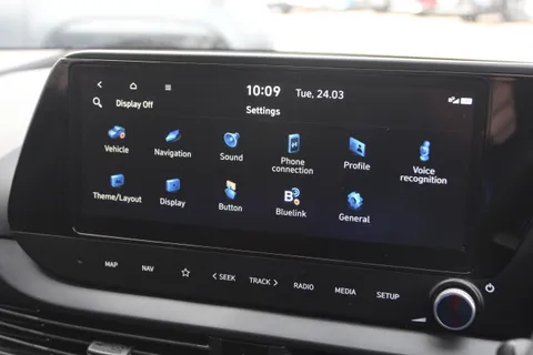 DA22WPP Hyundai i20 1.0T GDi 48V MHD Premium 5dr Thumbnail #28