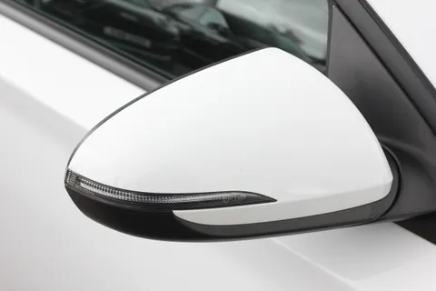 DB21EBA Hyundai i30 1.0T GDi Premium 5dr Thumbnail #6