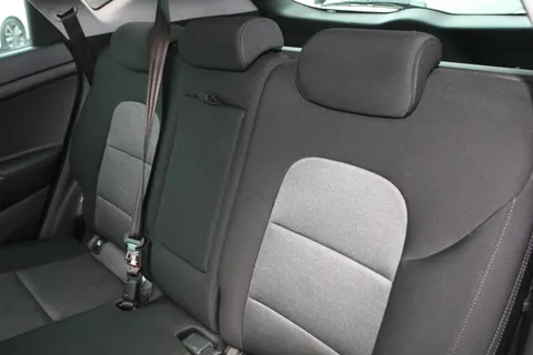 MK69CBY Hyundai Tucson 1.6 GDi SE Nav 5dr 2WD Thumbnail #15