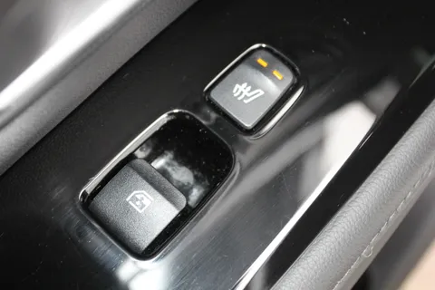 PK71JVZ Hyundai Tucson 1.6 TGDi Hybrid 230 Ultimate 5dr 2WD Auto Thumbnail #18