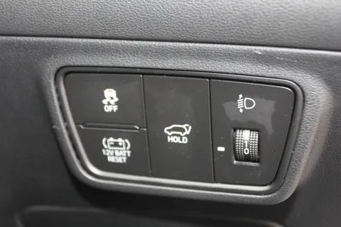 PK71JVZ Hyundai Tucson 1.6 TGDi Hybrid 230 Ultimate 5dr 2WD Auto Thumbnail #24