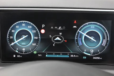 PK71JVZ Hyundai Tucson 1.6 TGDi Hybrid 230 Ultimate 5dr 2WD Auto Thumbnail #27