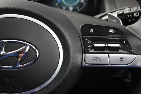 PK71JVZ Hyundai Tucson 1.6 TGDi Hybrid 230 Ultimate 5dr 2WD Auto Thumbnail #29