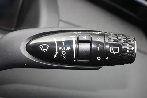 PK71JVZ Hyundai Tucson 1.6 TGDi Hybrid 230 Ultimate 5dr 2WD Auto Thumbnail #31