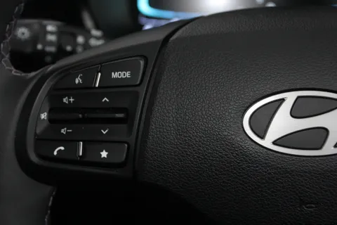 EN25TLK Hyundai i10 1.2 [79] Premium 5dr Auto [Nav] Thumbnail #19