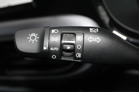 EN25TLK Hyundai i10 1.2 [79] Premium 5dr Auto [Nav] Thumbnail #21