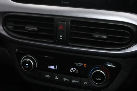 EN25TLK Hyundai i10 1.2 [79] Premium 5dr Auto [Nav] Thumbnail #26