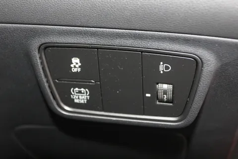 MT22TKY Hyundai Tucson 1.6 TGDi Hybrid 230 Premium 5dr 2WD Auto Thumbnail #17