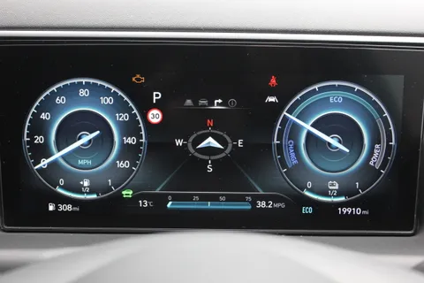 MT22TKY Hyundai Tucson 1.6 TGDi Hybrid 230 Premium 5dr 2WD Auto Thumbnail #19