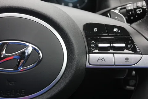 MT22TKY Hyundai Tucson 1.6 TGDi Hybrid 230 Premium 5dr 2WD Auto Thumbnail #21