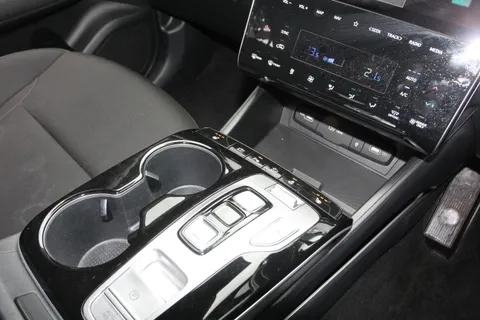 MT22TKY Hyundai Tucson 1.6 TGDi Hybrid 230 Premium 5dr 2WD Auto Thumbnail #24