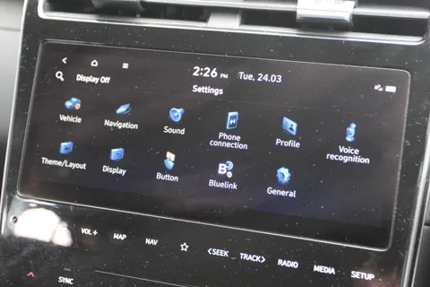 MT22TKY Hyundai Tucson 1.6 TGDi Hybrid 230 Premium 5dr 2WD Auto Thumbnail #30