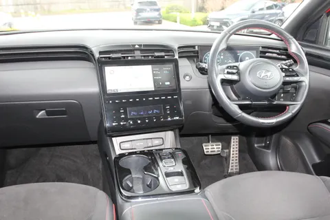 MW72VBN Hyundai Tucson 1.6 TGDi Hybrid 230 N Line 5dr 2WD Auto Thumbnail #13