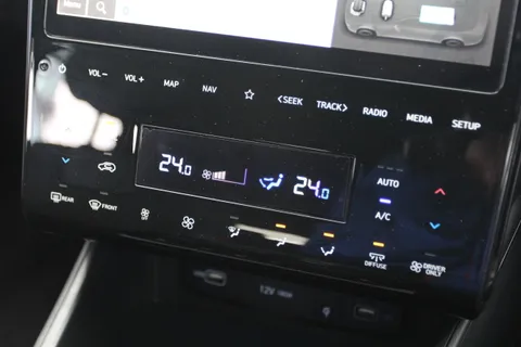 MW72VBN Hyundai Tucson 1.6 TGDi Hybrid 230 N Line 5dr 2WD Auto Thumbnail #27