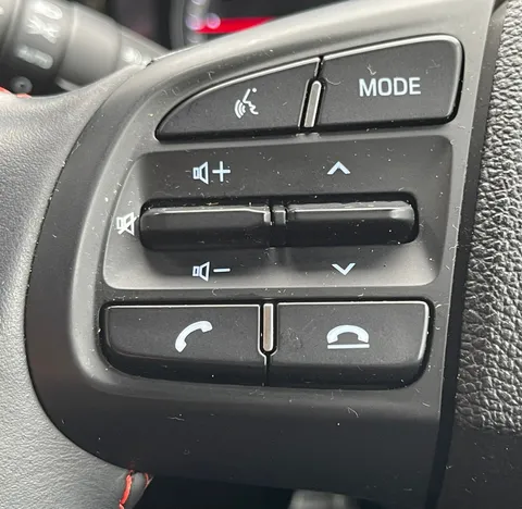 ML23WCD Hyundai i10 1.0 T-GDi N Line 5dr Thumbnail #25