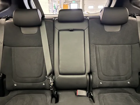 DX75XEE Hyundai Tucson 1.6T Hybrid N Line S 5dr Auto Thumbnail #17