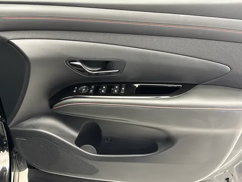 DX75XEE Hyundai Tucson 1.6T Hybrid N Line S 5dr Auto Thumbnail #18