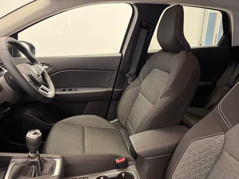 DS22WBP Renault Captur 1.0 TCE 90 Iconic Edition 5dr Thumbnail #13